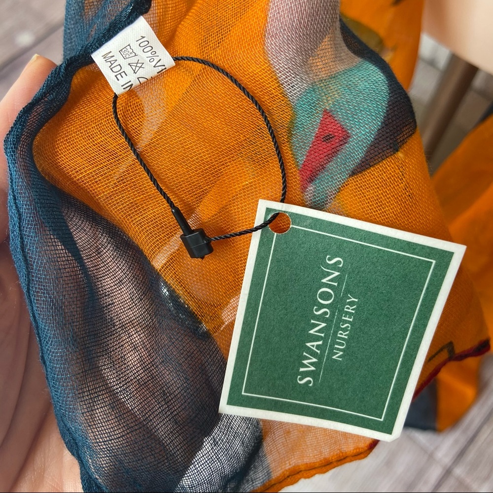 Wrapables Soft Viscose Bird Print Scarf Wrap - Picture 6 of 9